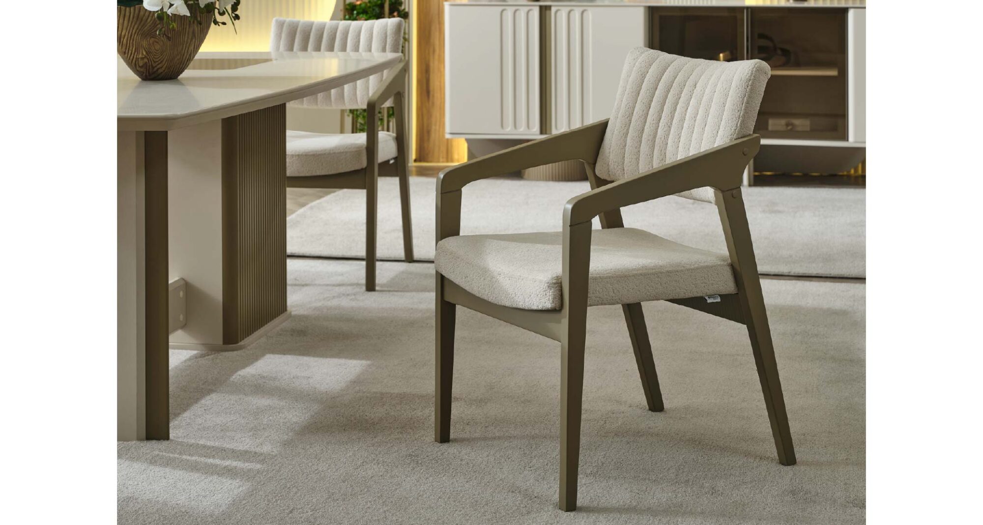 Verona Dining Room Set - Image 8